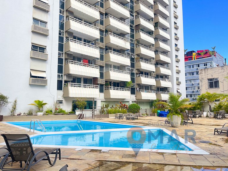 Aparthotel with Pool in Copacabana | BR 370/611