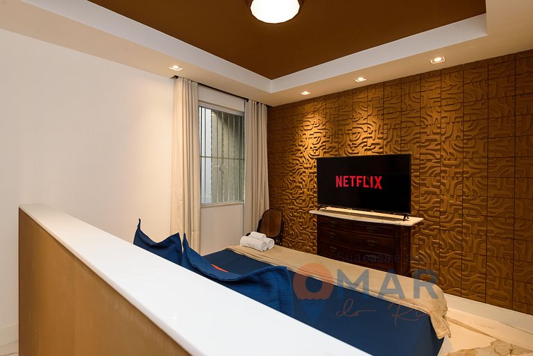 3BDRs, Balcony and Bathtub 8Min from the Beach|AP