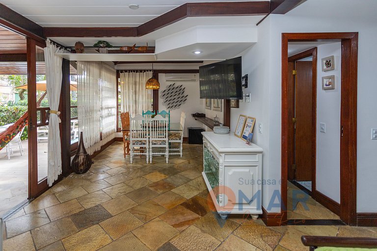 Beach House in Búzios with Gourmet Area | VF 20