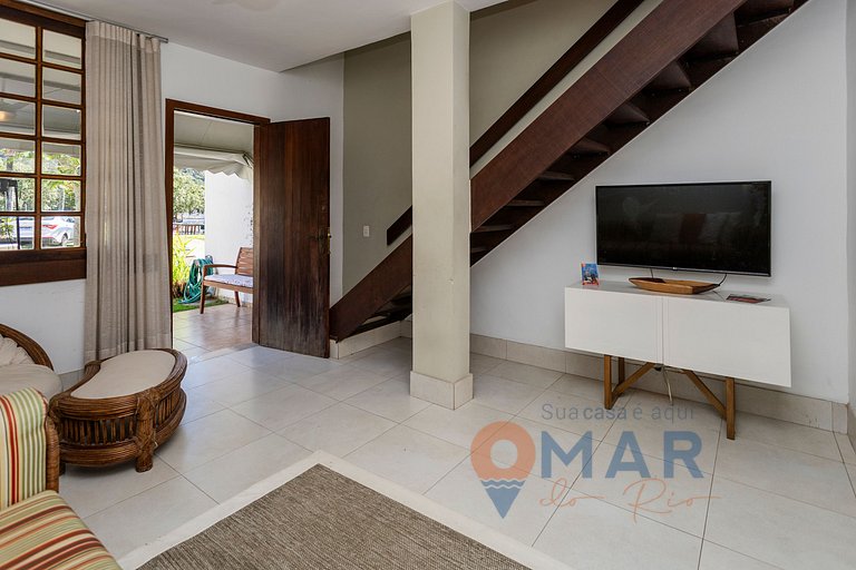 Duplex 3 Quartos com Piscina em Cabo Frio | CDI 24