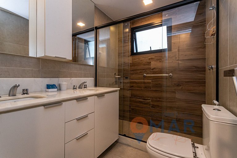 Quarto e Sala com Varanda em Copacabana|MRU 05/703