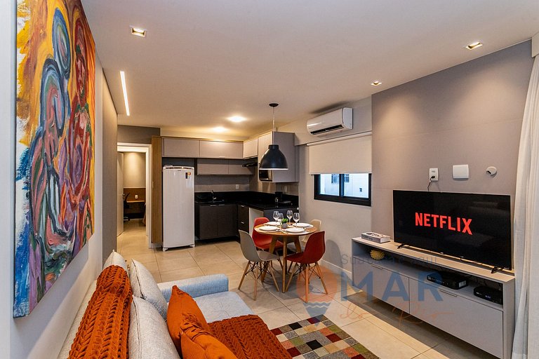 Quarto e Sala com Varanda em Copacabana|MRU 05/703