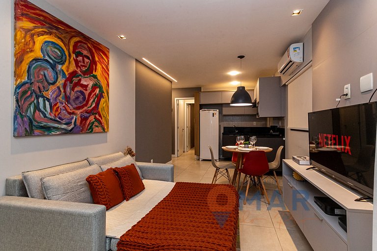 Quarto e Sala com Varanda em Copacabana|MRU 05/703