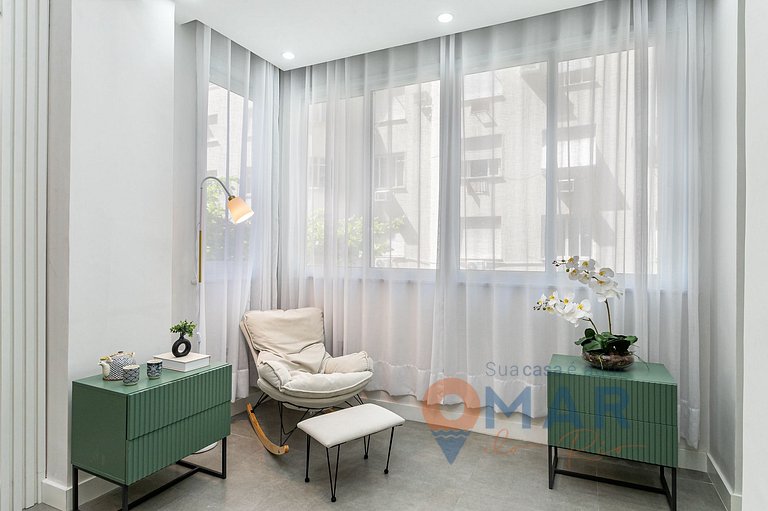 Sophisticated 3BDR 2 Min from the Beach|AS 130/502