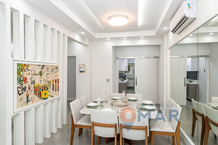 Sophisticated 3BDR 2 Min from the Beach|AS 130/502