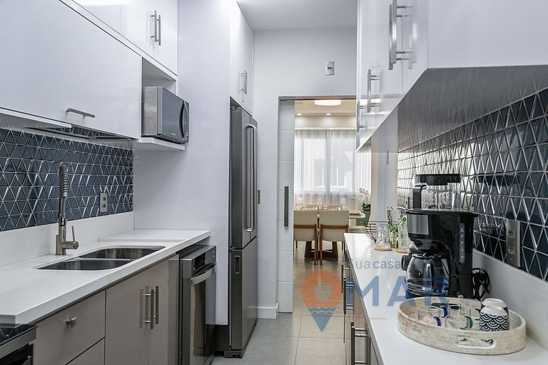Sophisticated 3BDR 2 Min from the Beach|AS 130/502