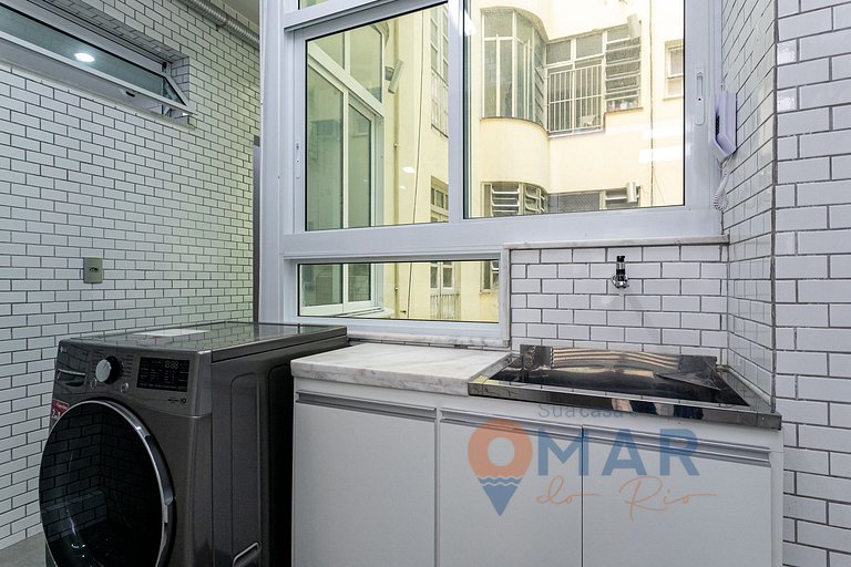Sophisticated 3BDR 2 Min from the Beach|AS 130/502