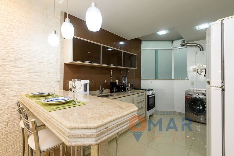 2BDRS 5 Min from the Copacabana Beach | BL 125/604