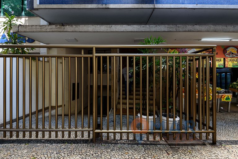 2BDRS 5 Min from the Copacabana Beach | BL 125/604