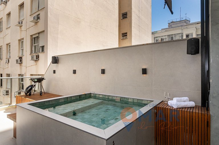 Dúplex: piscina, zona gourmet y garaje | CN 37/404