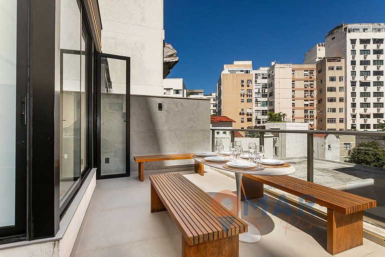 Dúplex: piscina, zona gourmet y garaje | CN 37/404