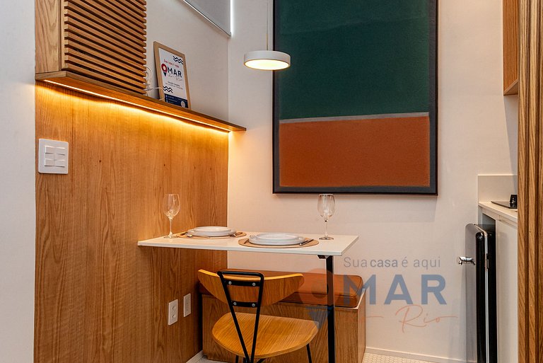 Modern Studio 5 Minutes from the Beach | FS 88/218