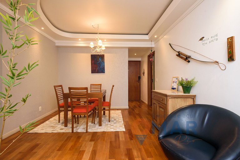 Botafogo Apt with Pool & Parking | BV 80/407