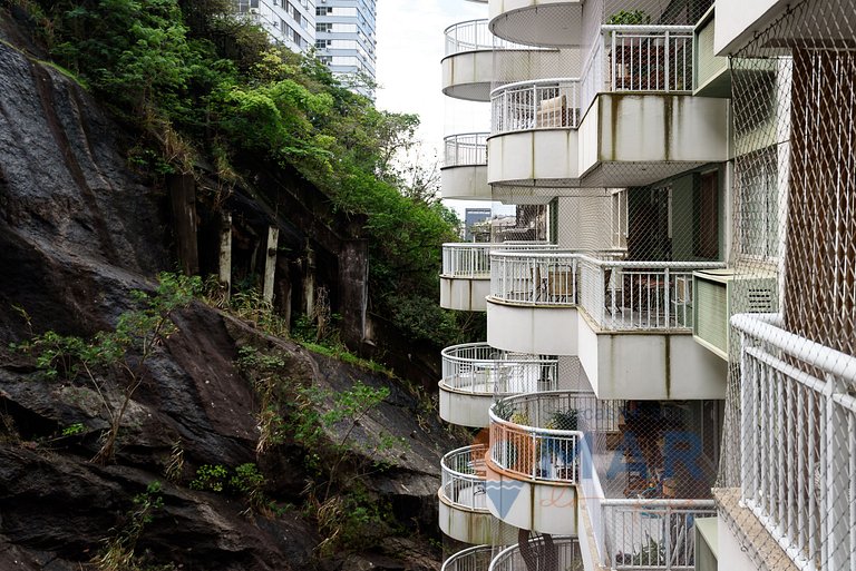 Apto en Botafogo con Piscina y Garaje | BV 80/407