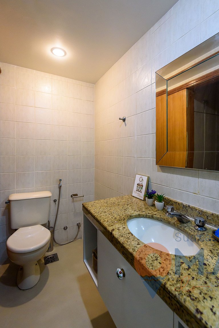 Botafogo Apt with Pool & Parking | BV 80/407