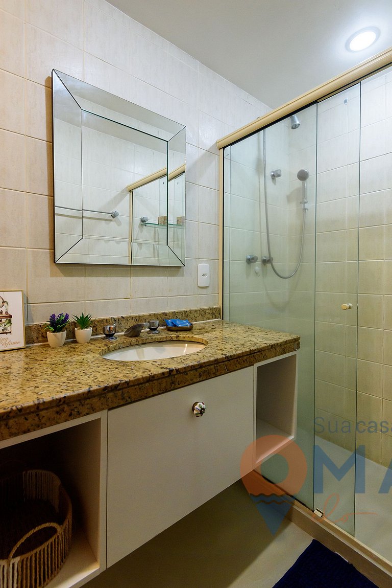 Botafogo Apt with Pool & Parking | BV 80/407