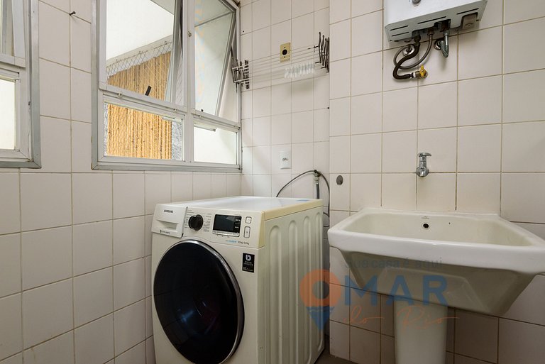 Botafogo Apt with Pool & Parking | BV 80/407