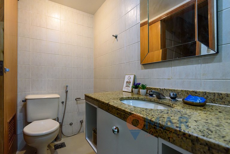 Botafogo Apt with Pool & Parking | BV 80/407
