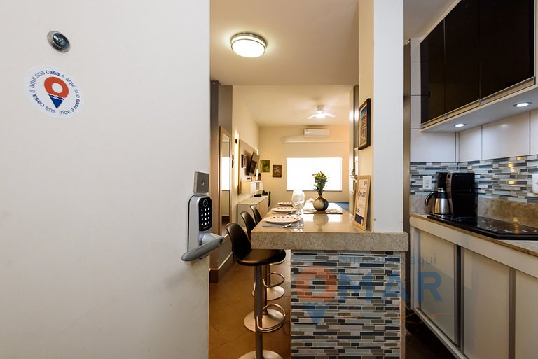 Studio 6 Min from Copacabana Beach | BR 502/420