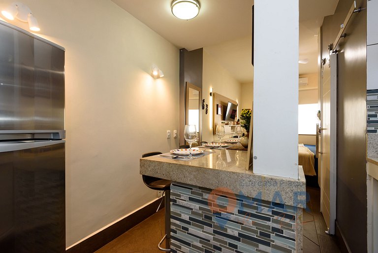 Studio 6 Min from Copacabana Beach | BR 502/420