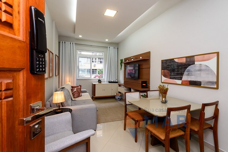 Quarto&Sala Completo a 300m da Praia | NSC 386/402