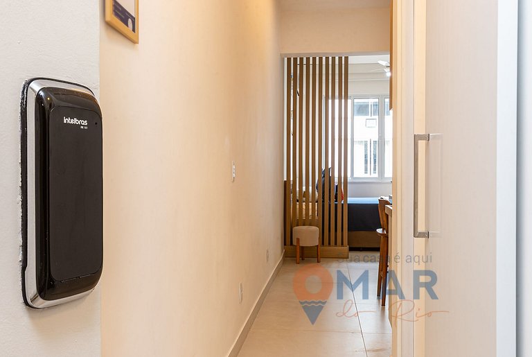 Studio 2 Min from Copacabana Beach | JC 35/802