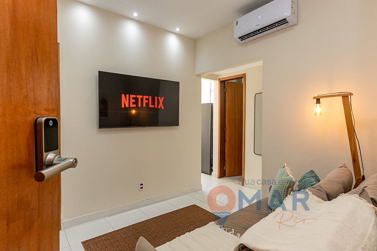 Apt Near Beach with Sea View | PJ 135/708